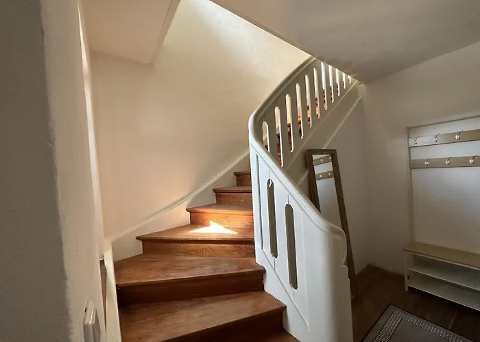 Metzlinschwander Hof * Марксцелль